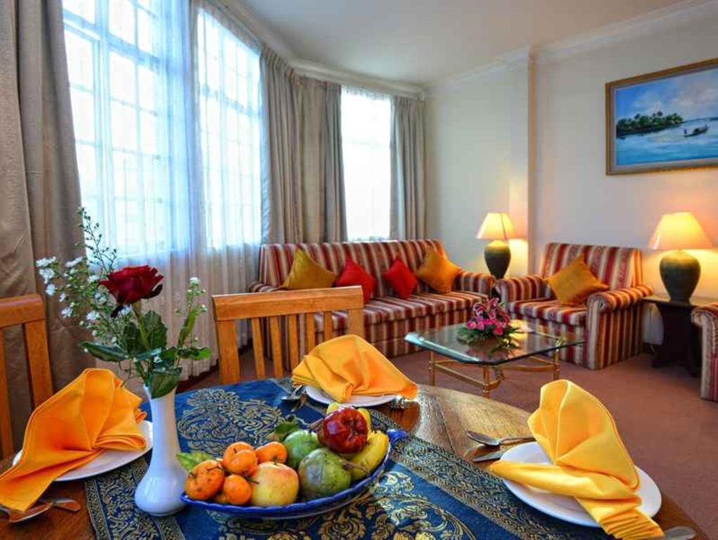 Holiday Villa Hotel City Centre Phnom Penh Eksteriør bilde