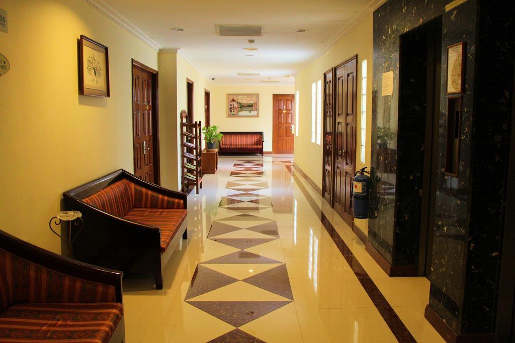Holiday Villa Hotel City Centre Phnom Penh Eksteriør bilde